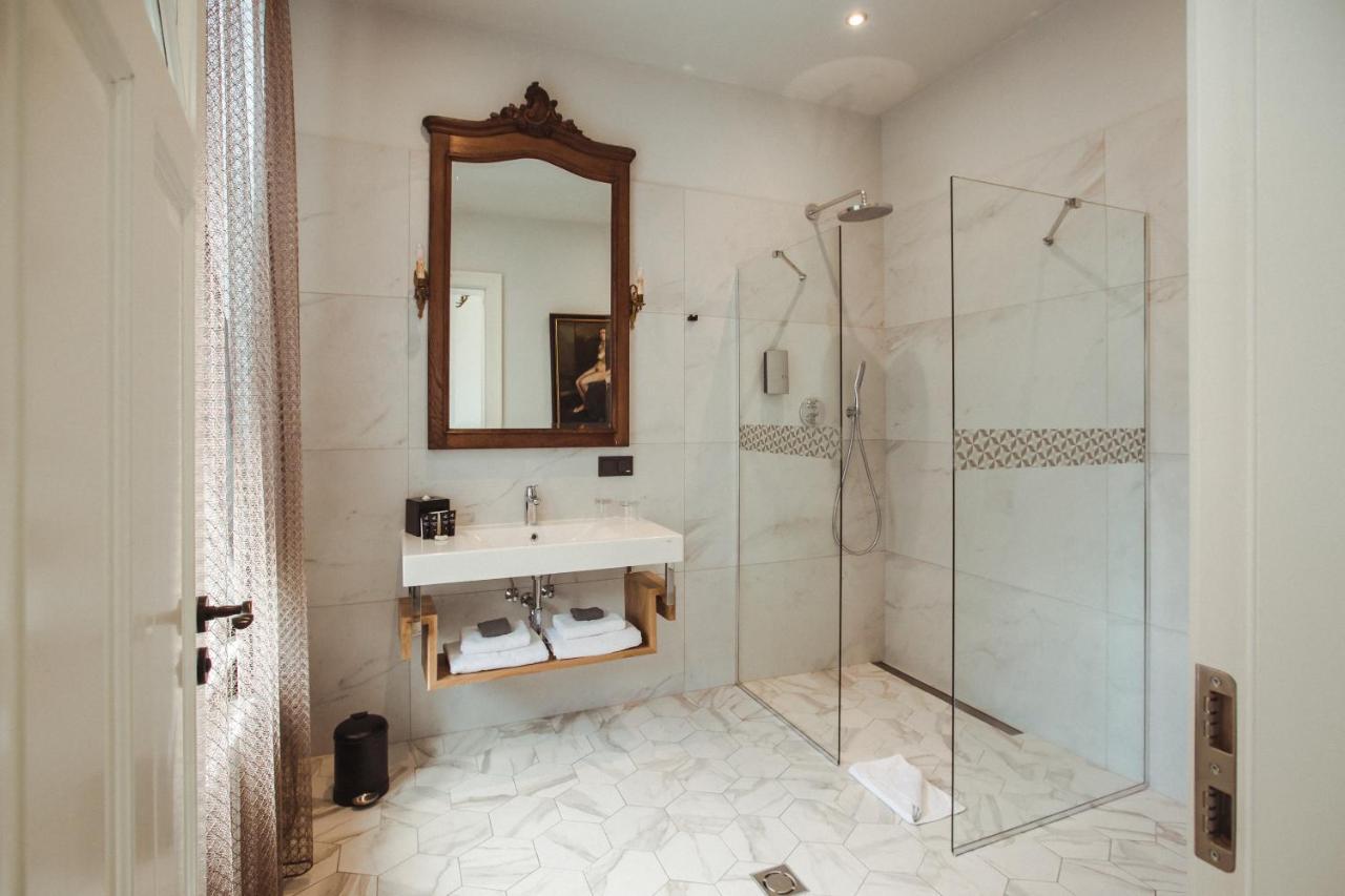Art Hotel Roma Liepaja Ngoại thất bức ảnh