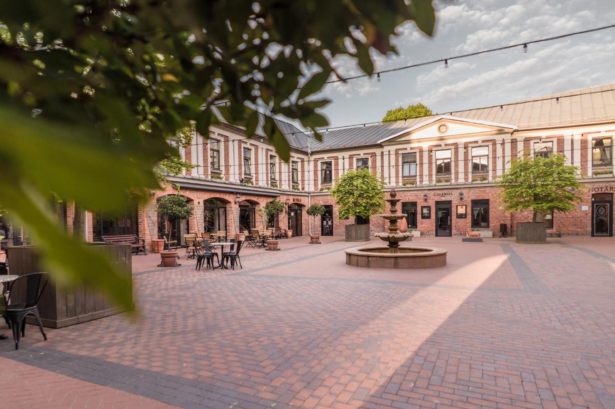 Art Hotel Roma Liepaja Ngoại thất bức ảnh